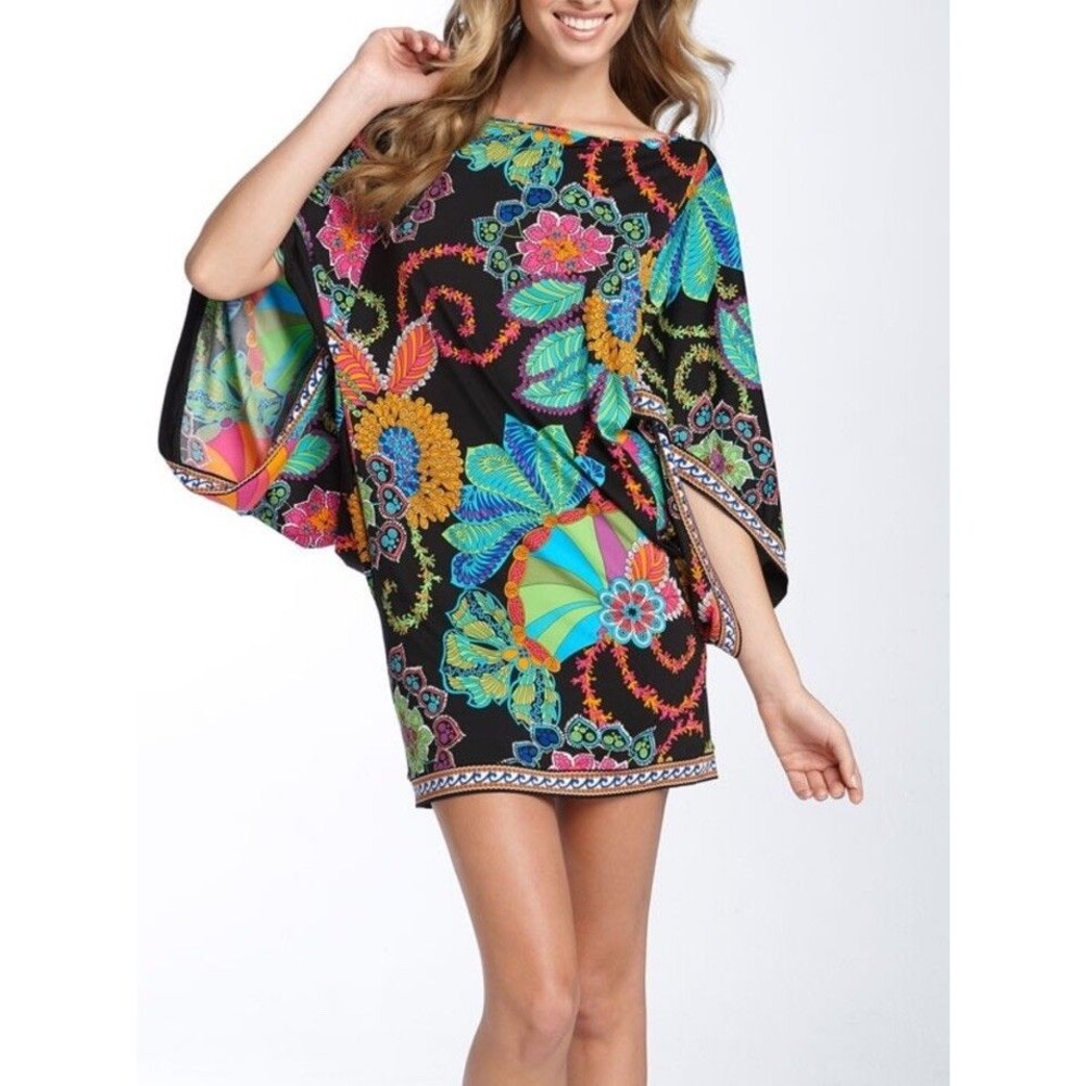 Trina Turk Top Sz m Multicolored Floral Shrug Pullover Boho Artsy Dress Coverup